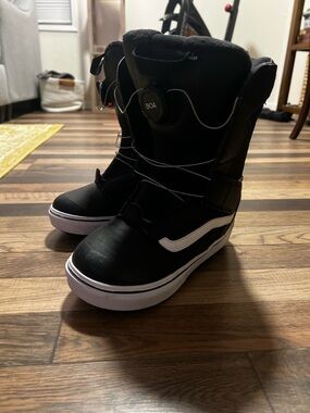 Vans Kids Black and White Snowboard Boots with BOA Dial